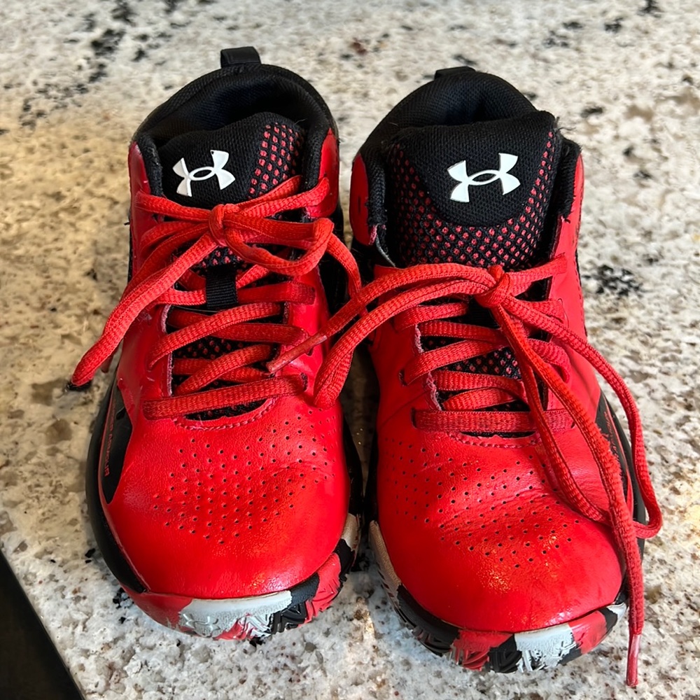 Red/Black Boys Under Armour Basketball Shoes